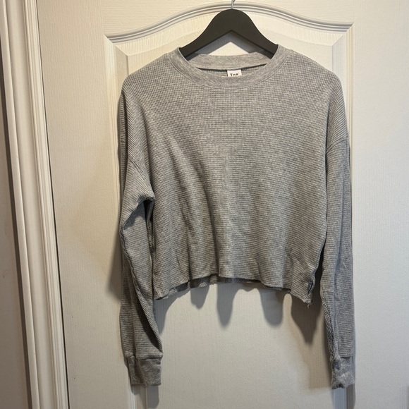 TNA Tops - B-Aritzia TNA Alamo Waffle Longsleeve in Heather Ice Grey
